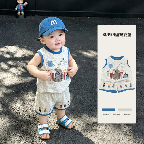 男孩夏季套装2026新款超萌韩版洋气无袖t恤休闲裤两件套夏日穿搭