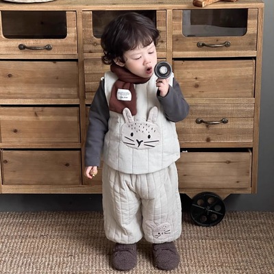 男宝宝套装秋冬小月龄婴儿衣服冬装超萌韩系婴幼儿加厚棉马甲裤子