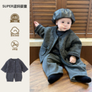 新款 小月龄宝宝衣服冬季 时髦洋气加厚三件套周岁 套装 男孩酷帅冬装