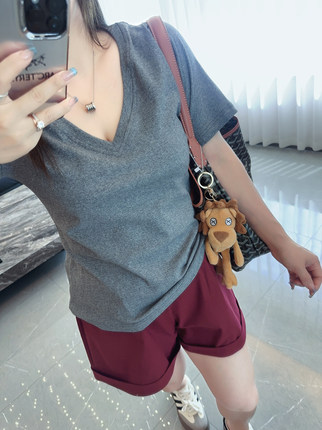 基础款净版v领 大码女装胖mm宽松显瘦遮肉半袖短袖夏装上衣t恤