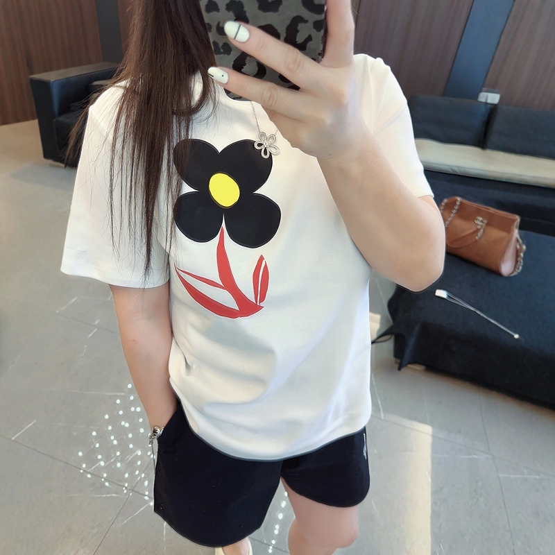 手绘花 大码女装胖mm新款春夏装2025年显瘦宽松短袖半袖t恤上衣