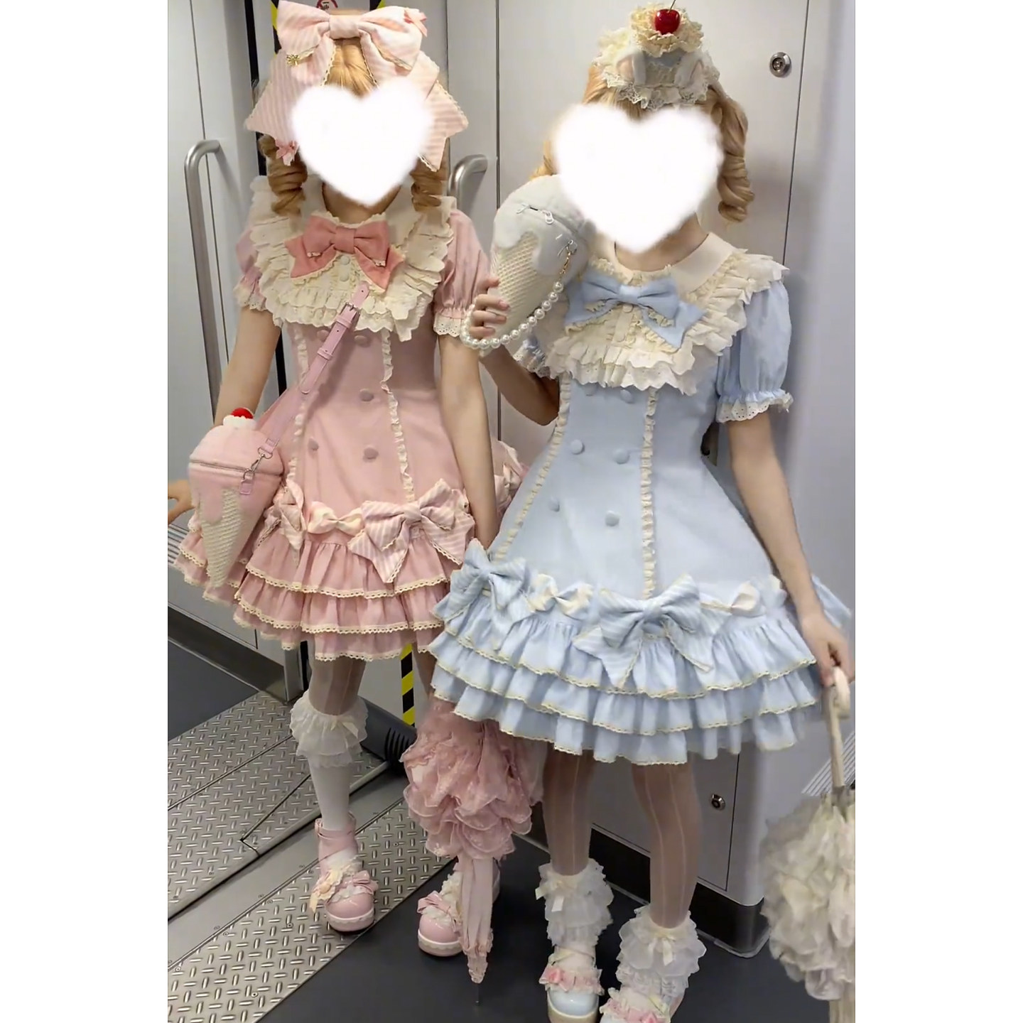 蓝粉色条纹甜lo千层蛋糕裙lolita