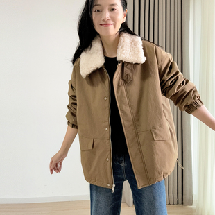 鹅绒填充可脱卸羊毛翻领大口袋防风羽绒服拉链厚外套女冬季新款