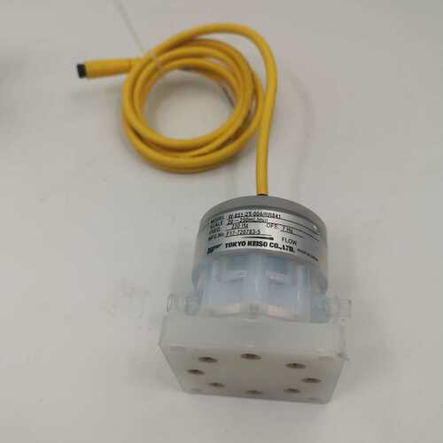 TOKYO流量计W-851-2T-004/RR841流量范围20-250ML/MIN处理实物图