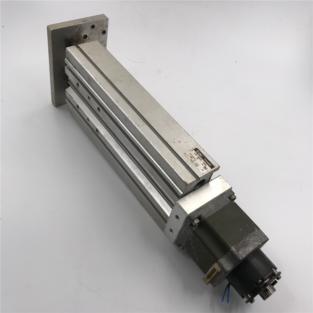 SMC气缸LX-14A-100S 电机KH56KM2B015刹车MCNB2-28  实拍