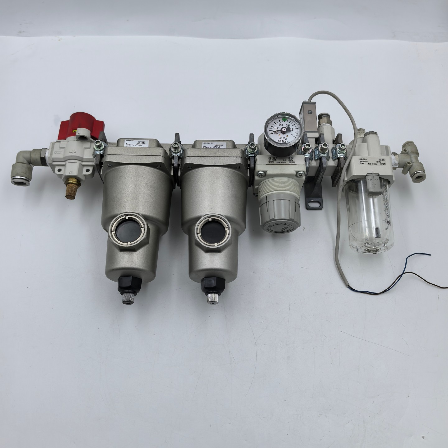 SMC原装正品电磁阀AL30-03-A