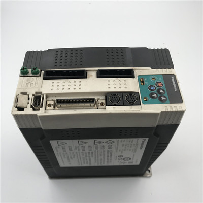 松下伺服器MDDT5540003 1.5KW 实拍