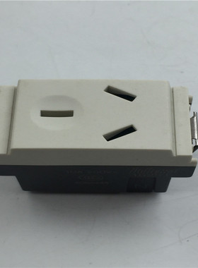 VIMAR伟迈3孔插座16251.B 16251 10A 250V 白色 功能包好 现货