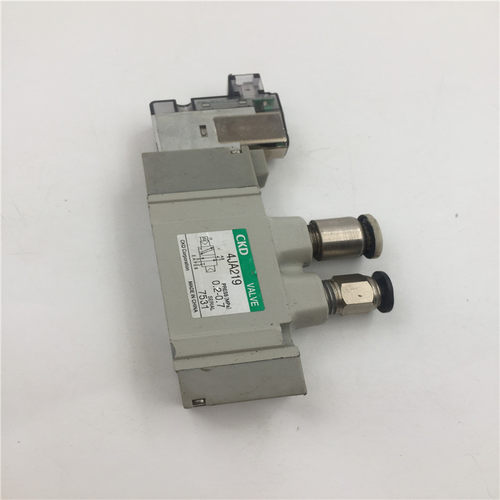 CKD喜开理电磁阀4JA219 DC24V 功能完好 现货