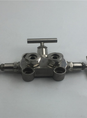 304不锈钢一体化三阀组1002545 功能完好 现货