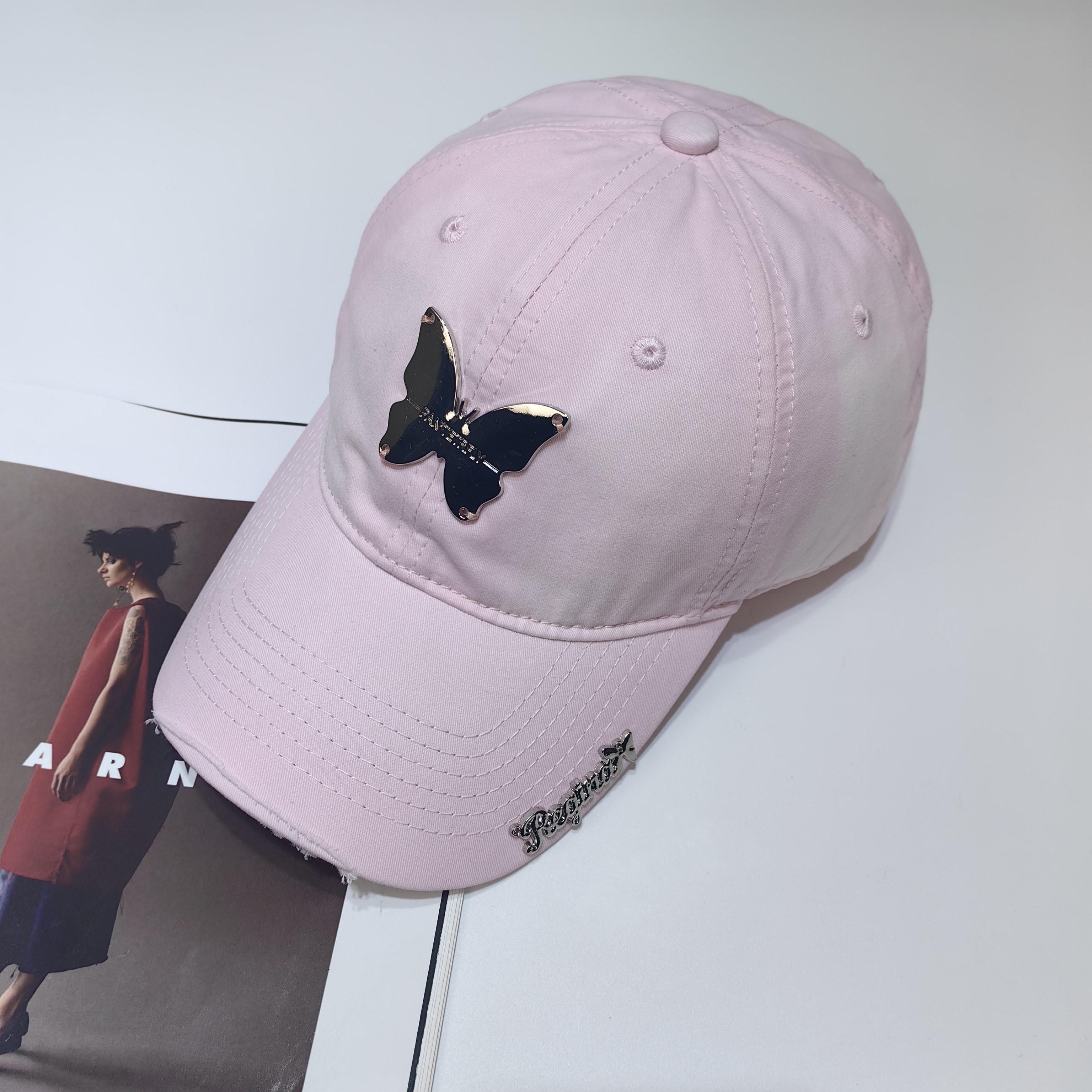 法国时尚潮流轻奢渐变色帽子女蝴蝶装饰小众鸭舌帽时尚休闲棒球帽,服饰配件/皮带/帽子/围巾,帽子,淘宝优惠券,粉丝福利购,淘宝优惠卷