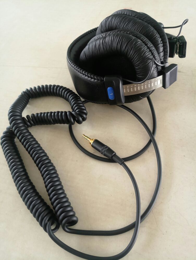 MDR-7506  V6 CD900st 耳机头梁支架 耳罩 耳垫 DIY耳机外壳 配件在类目 3C数码配件, MP3/MP4配件, 耳机配件中 - 来自Buy2taobao.com提供专业的淘宝代购服务