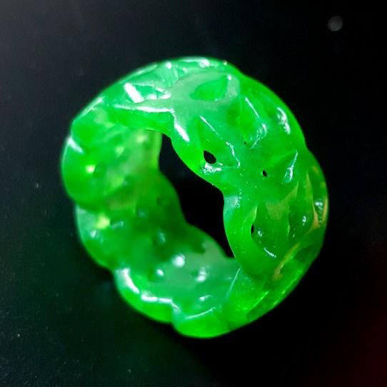 天然石英岩玉石干青镂空雕戒指款铁龙生扳指祖母绿男女转运指环