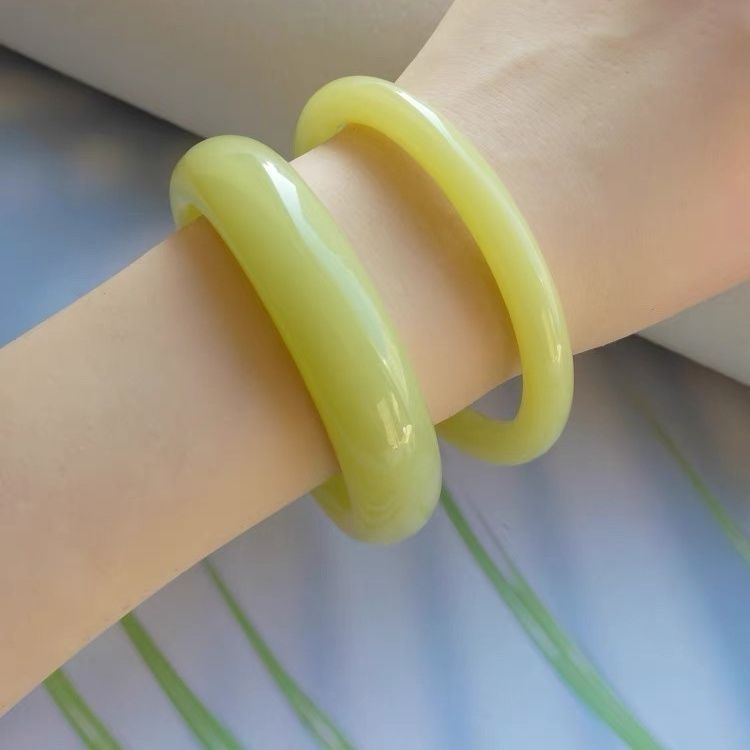 和田色黄口料手镯女镯子新疆若羌黄色玉石细圆条送妈女友礼物正圈