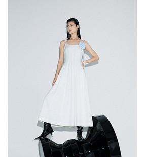 高级廓形重工鱼骨优雅收腹手作玫瑰连衣裙 天鹅舞曲 经典 热销过万