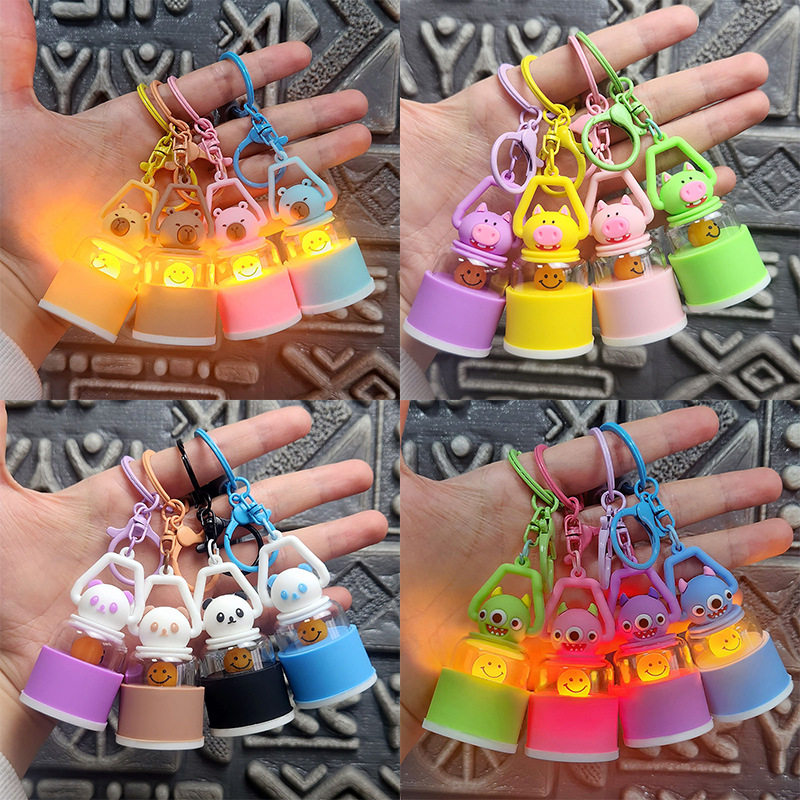 卡皮巴拉创意小夜灯钥匙扣公仔挂件豚君系列情侣地推饰品小礼品,节庆用品/礼品,钥匙扣,淘宝优惠券,粉丝福利购,淘宝优惠卷