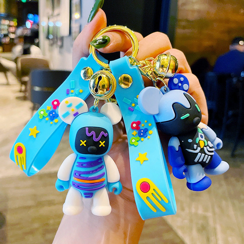 炫彩星空涂鸦暴走熊钥匙扣挂件创意暴力熊情侣可爱钥匙链书包挂饰