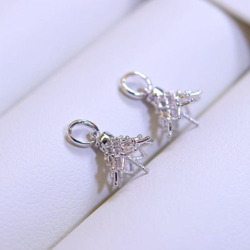 铂金PT900钻石8-10mm海水珍珠吊坠配件精致镂空小裙摆裸珠diy空托