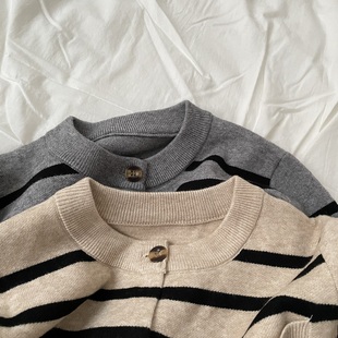 条纹短款 December 实用日系针织小开衫 穿 内搭毛衣女 可以跨三季