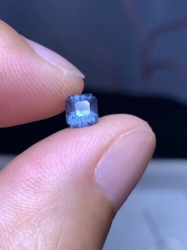 0.71克拉 坦桑尼亚天然无烧马亨盖尖晶石 灰蓝色（0819）