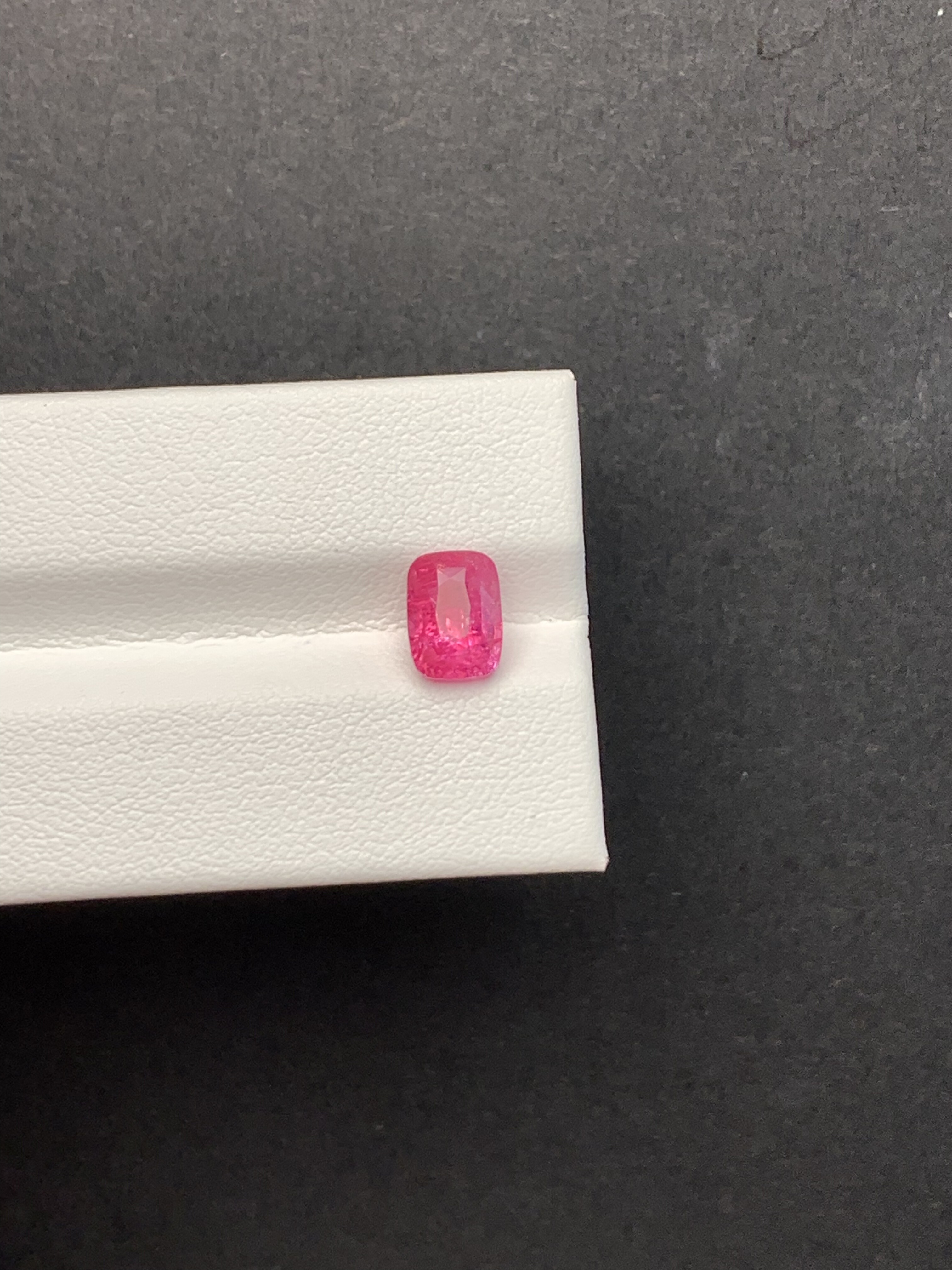 2.08克拉 坦桑尼亚天然无烧马亨盖尖晶石 热粉（0102）,珠宝/钻石/翡翠,其他,淘宝优惠券,粉丝福利购,淘宝优惠卷