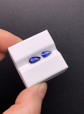 2.04克拉一对 斯里兰卡天然老烧皇家蓝蓝宝石 水滴 （0108）