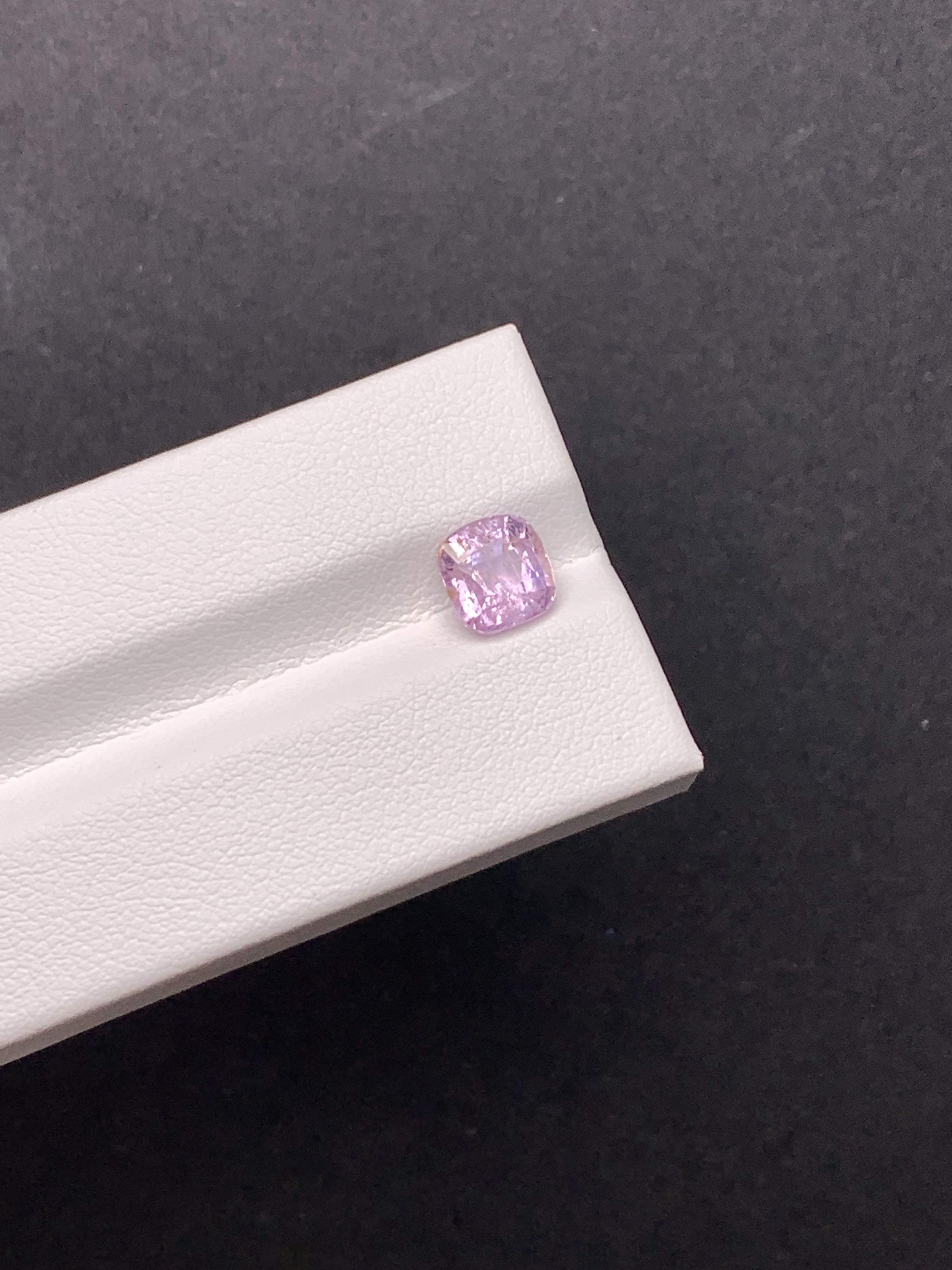 1.83克拉 坦桑尼亚天然无烧薰衣草紫色尖晶石（1220）