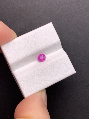 0.51克拉缅甸天然无烧粉蓝宝（0323）