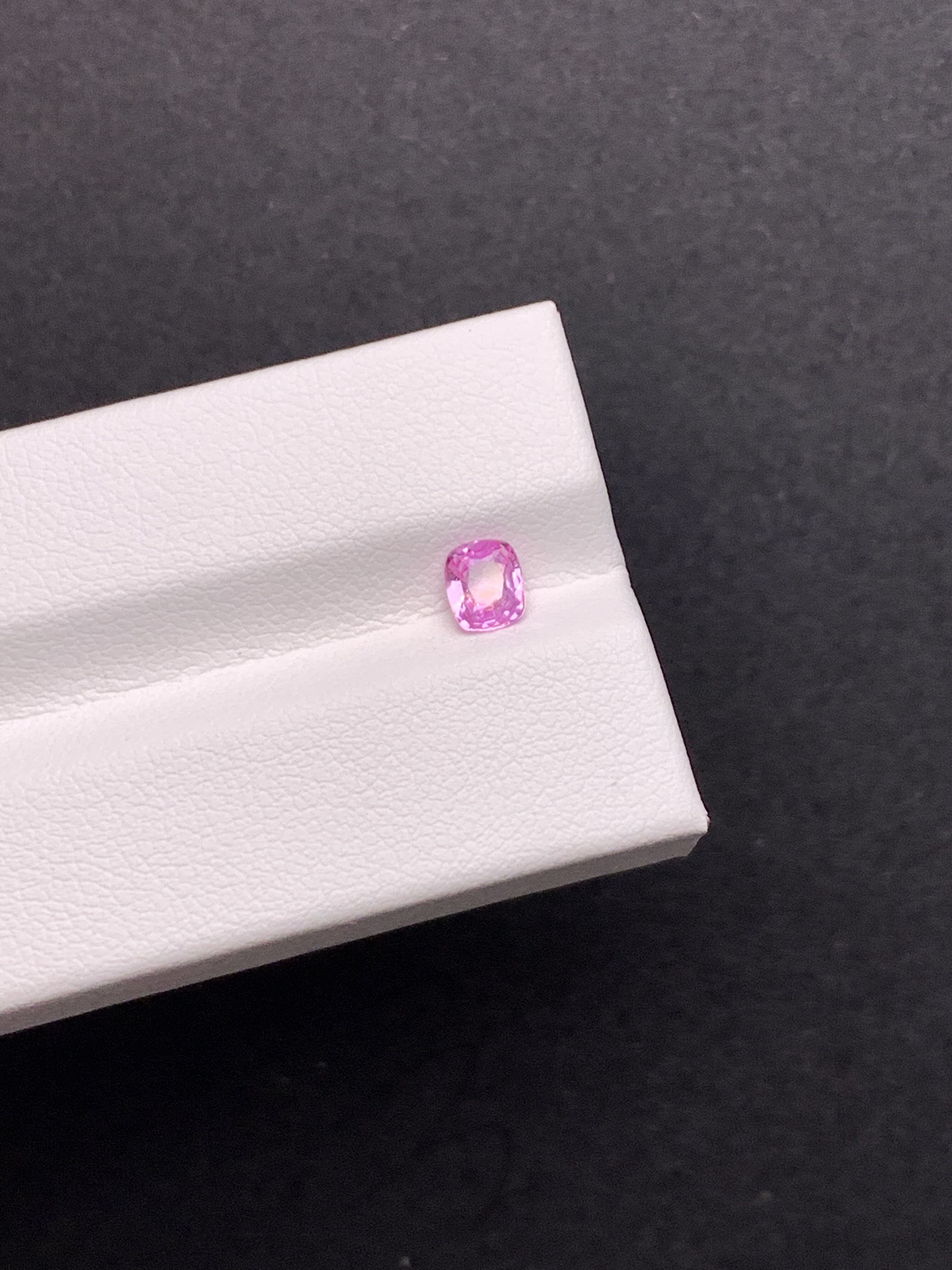 0.51克拉 缅甸天然无烧蓝宝石 樱花粉 （1122）