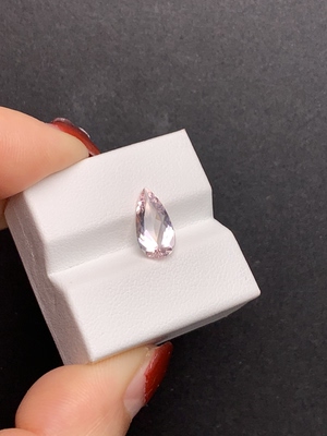 1.45克拉 斯里‮卡兰‬天然樱花粉‮摩色‬根石（0305）