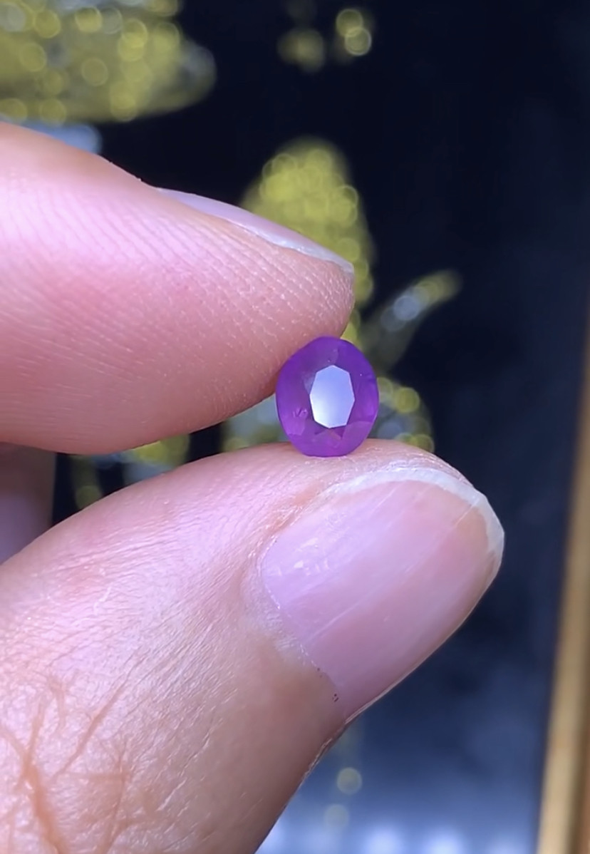 1.14克拉 斯里兰卡天然无烧梦幻奶体薰衣草紫色蓝宝石（1209）