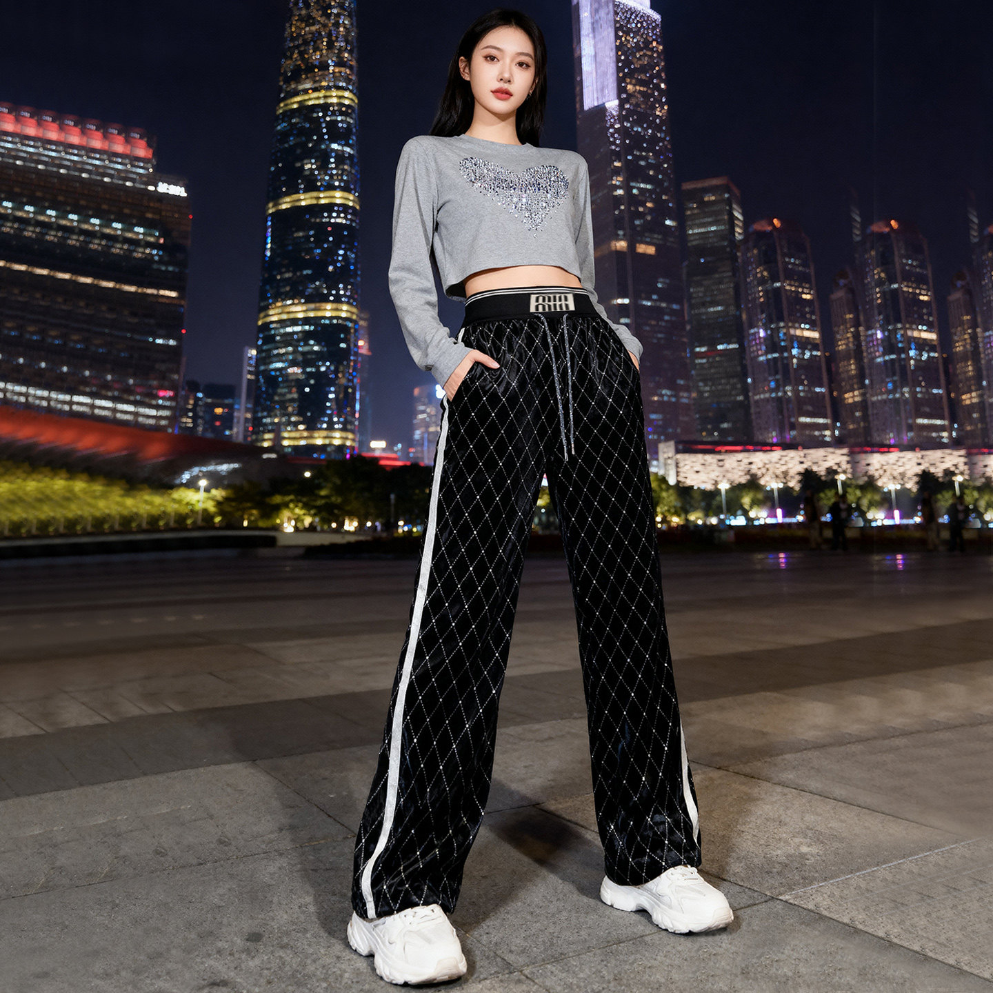 重工烫银丝绒裤女2025新款