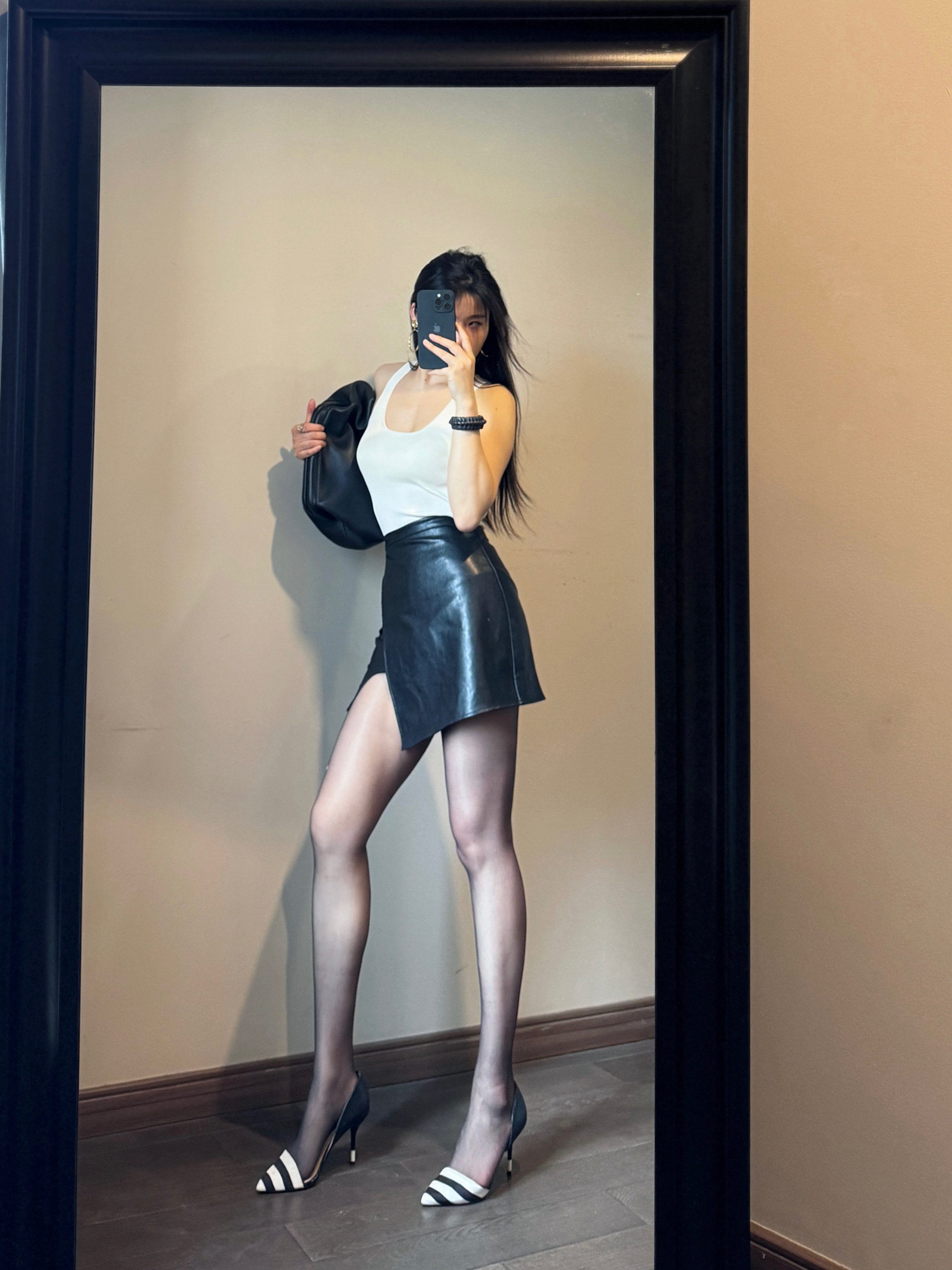 小皮裙女春夏新款性感开叉半身裙chic黑色冷艳包臀裙高腰短裙