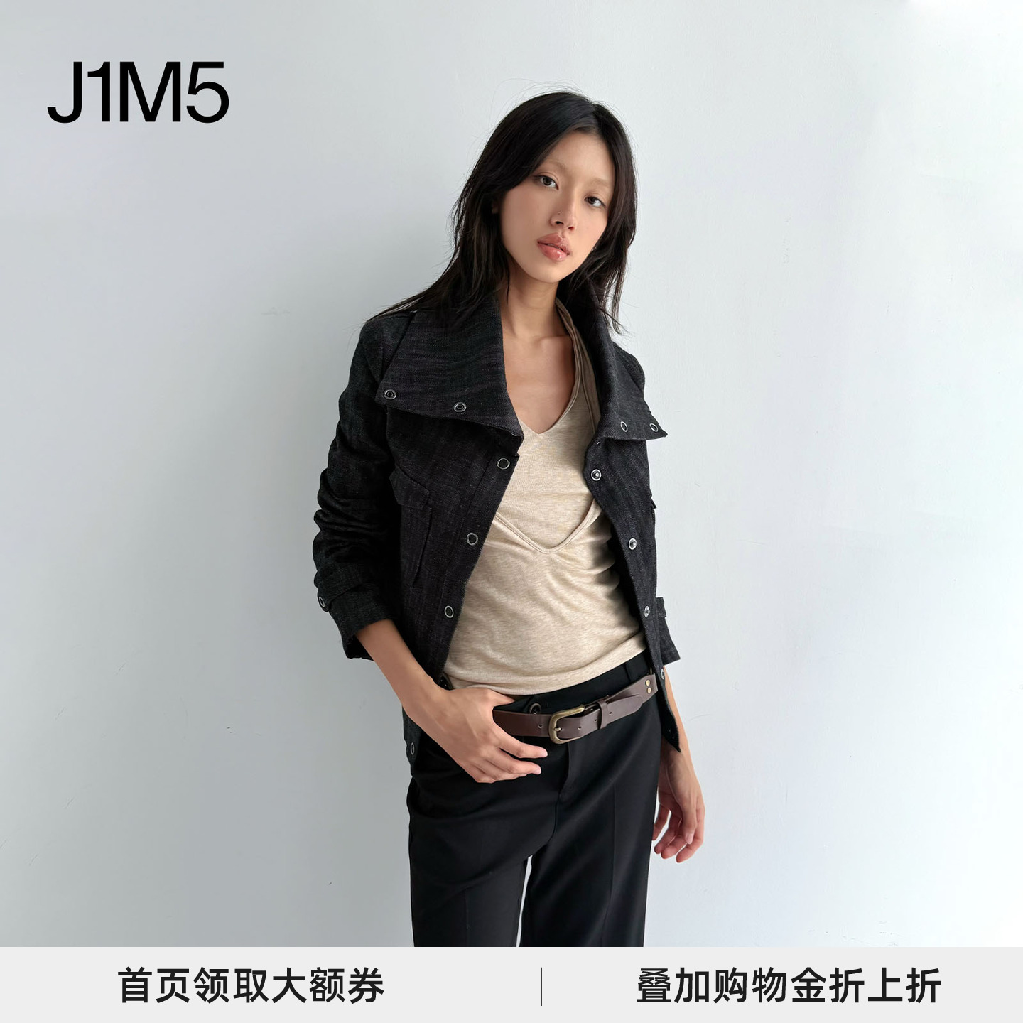 复古感大翻领牛仔夹克