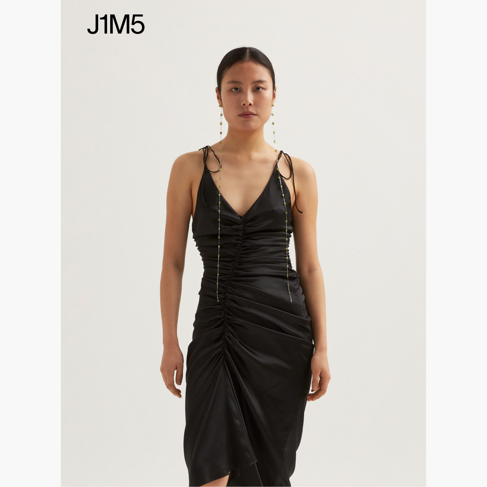 J1M5买手店 SAMUEL GUI YANG 23秋冬新品褶皱吊带连衣裙 女装/女士精品 连衣裙 原图主图