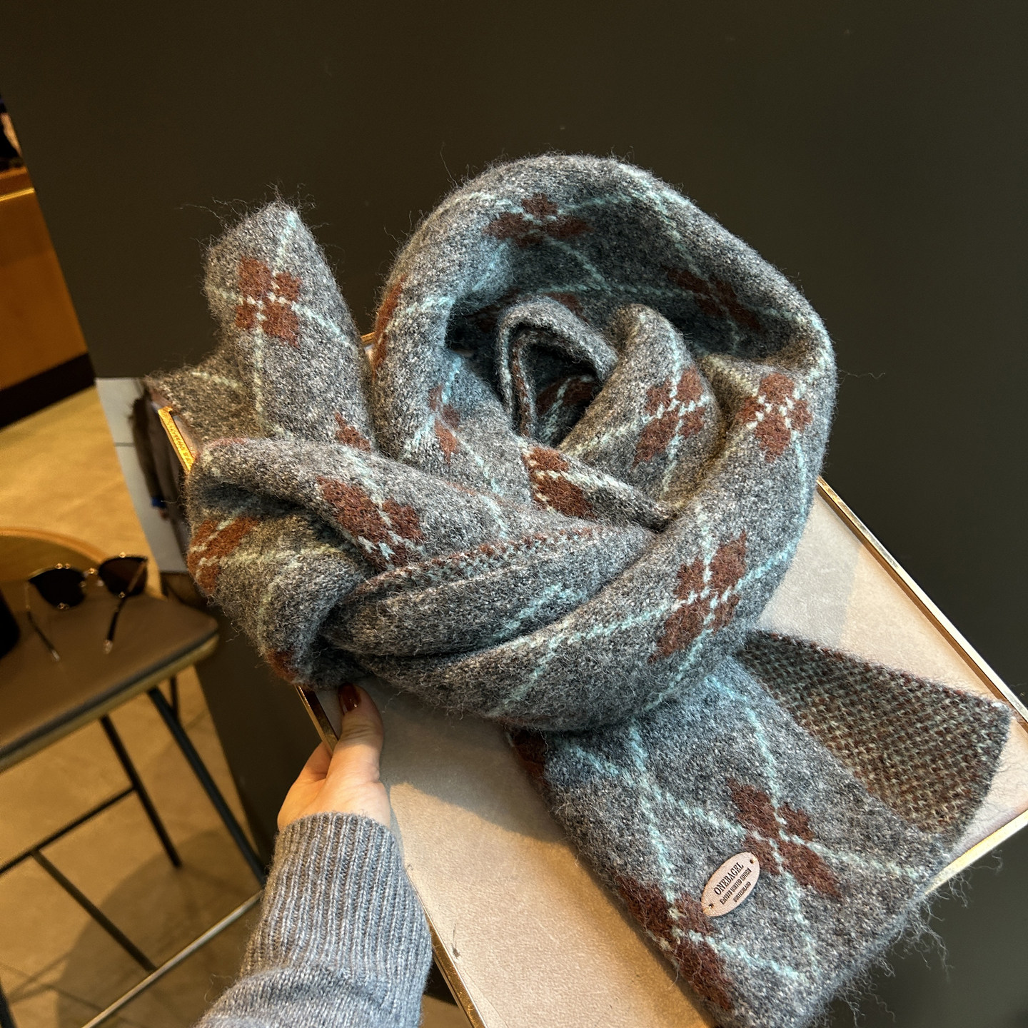 韩系围巾女秋冬季2025百搭保暖羊毛混纺披肩菱形几何复古学生围脖,服饰配件/皮带/帽子/围巾,围巾/丝巾/披肩,淘宝优惠券,粉丝福利购,淘宝优惠卷