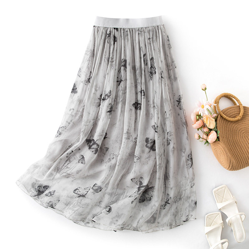 真丝桑蚕丝碎花半身裙女夏2025新款松紧腰灰色蝴蝶印花薄款沙滩裙