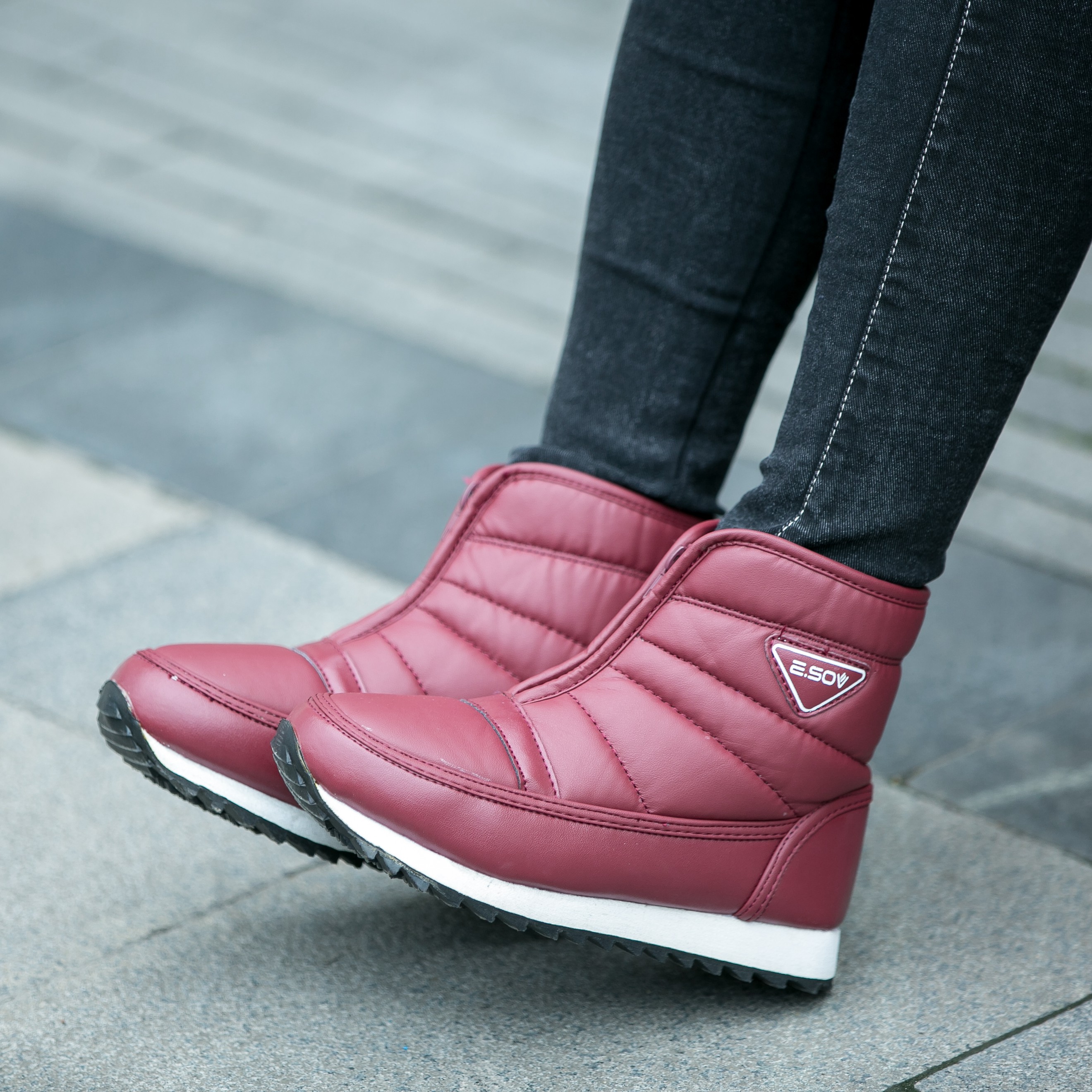 舒适风中老年妈妈鞋平底雪地靴