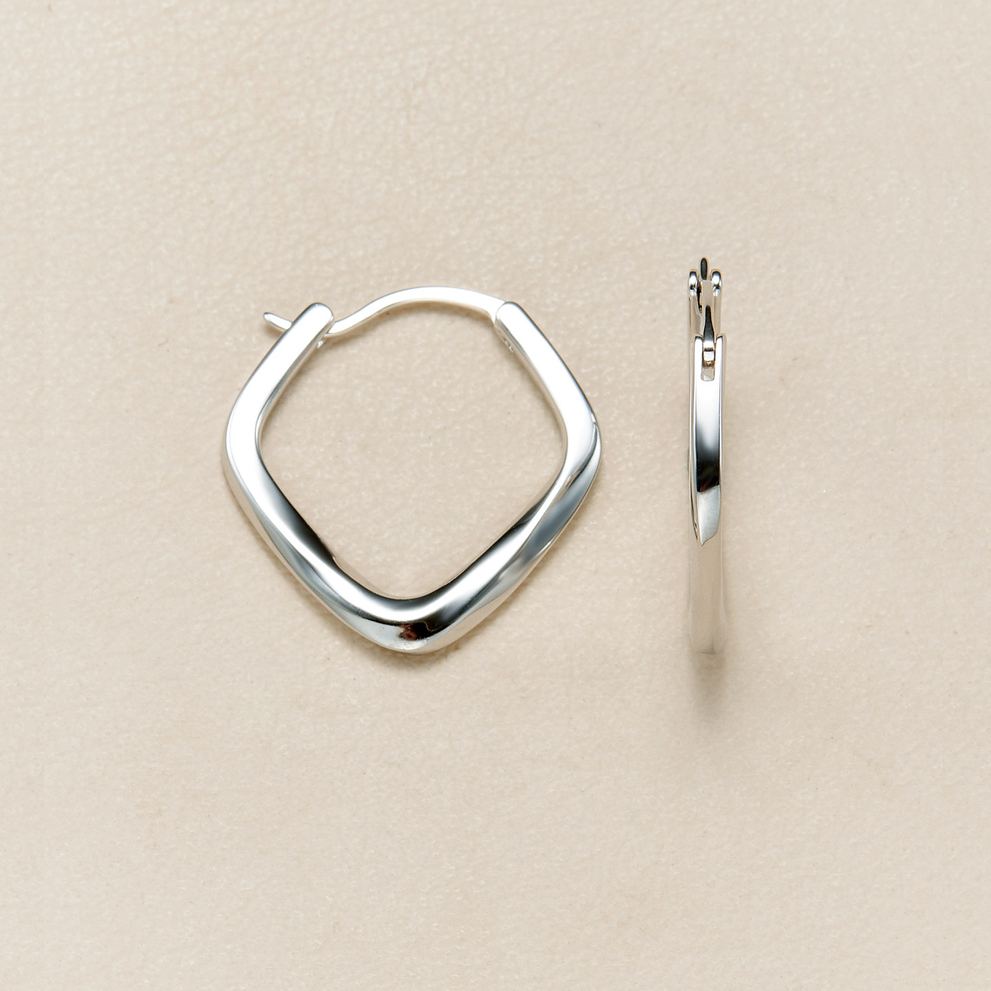 AHCHOO  静奢通勤简约S925纯银光面素圈方形耳环菱形乌比斯耳扣女,饰品/流行首饰/时尚饰品新,银饰耳饰,淘宝优惠券,粉丝福利购,淘宝优惠卷
