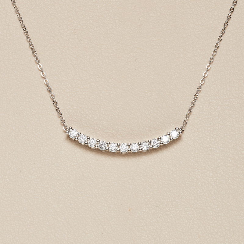 AHCHOO 静奢火彩爆闪莫桑钻石微笑弧形项链小众高级S925银锁骨链
