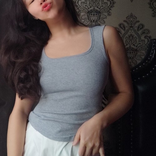 好身材一件拥有的打底背心