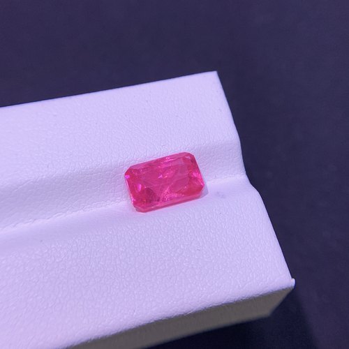 天然无烧粉尖晶石裸石