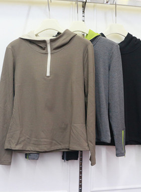 专柜绅门83536女士连帽拉链休闲衣发热磨毛加厚打底纯色保暖上衣