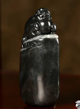 【御府】新疆和田墨玉青花籽料貔貅摆件 前途无量295.5克