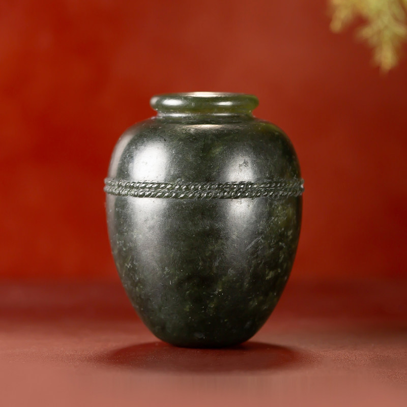 【御府】新疆和田玉青玉籽玉 坛子法器供器 68.4克
