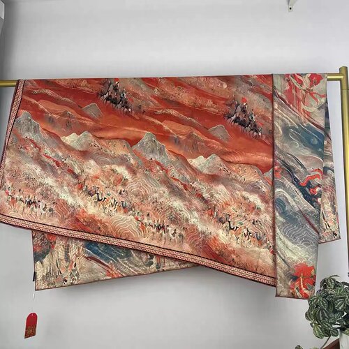 昭君出塞新中式龙鳞纹丝巾