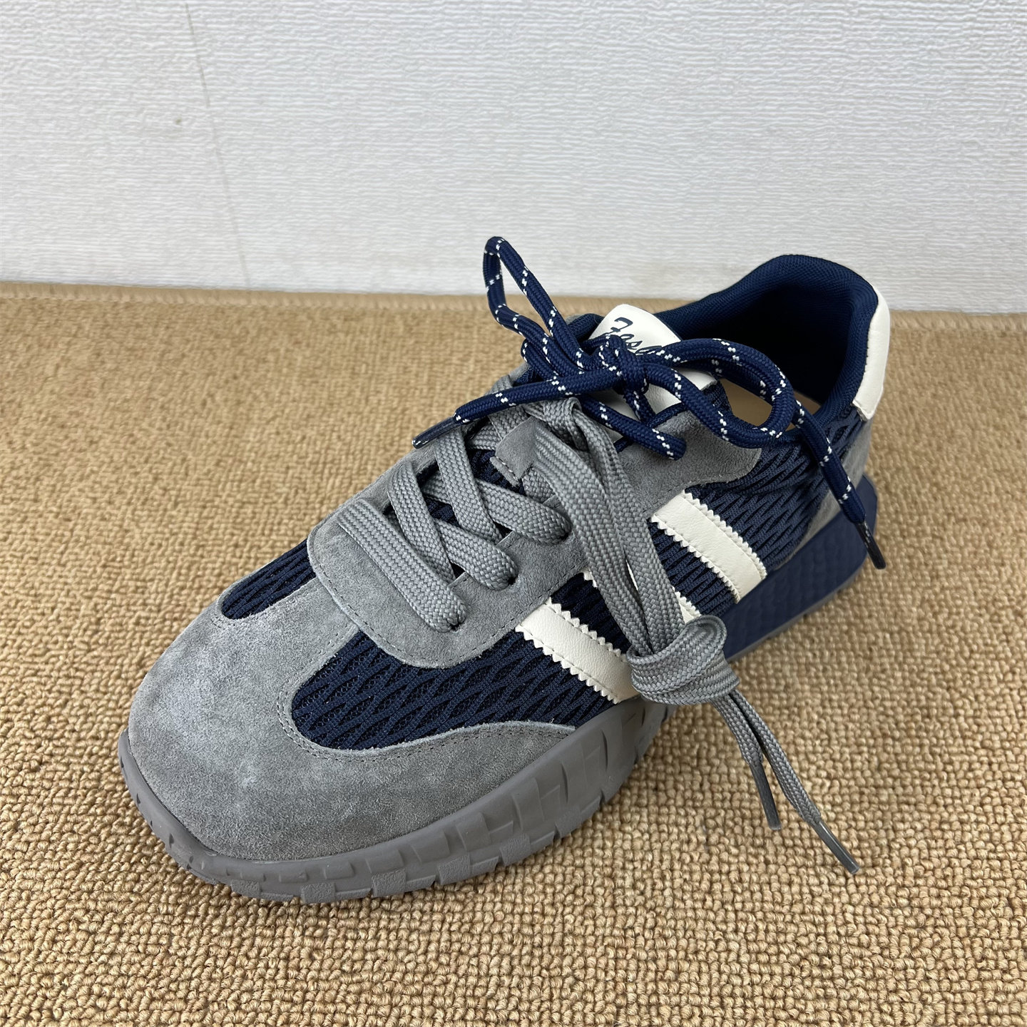 真皮拼色德训鞋女休闲运动鞋系带透气时尚潮鞋交叉绑带复古平底鞋,女鞋,德训鞋,淘宝优惠券,粉丝福利购,淘宝优惠卷