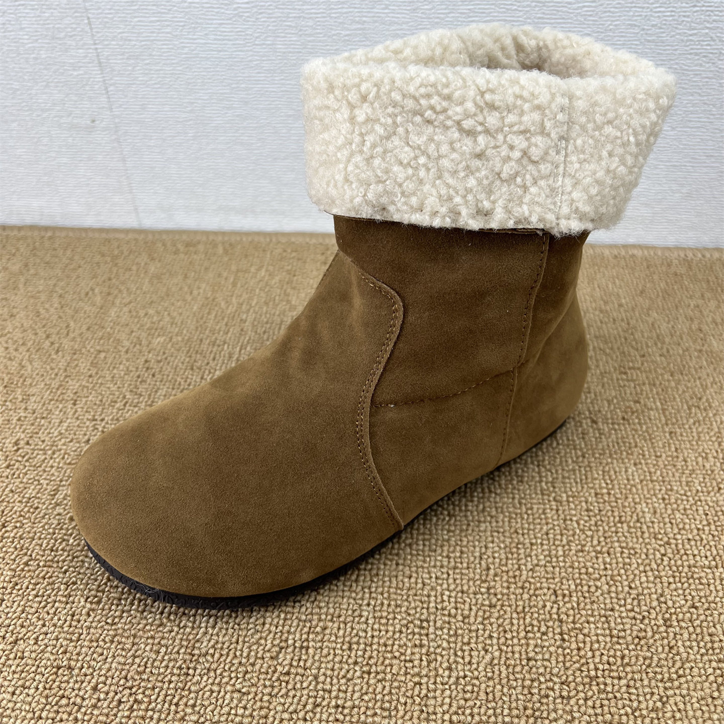 韩版真皮翻边雪地靴女冬季加绒保暖短靴棕色毛绒棉鞋毛毛短靴外穿,女鞋,时尚雪地靴,淘宝优惠券,粉丝福利购,淘宝优惠卷