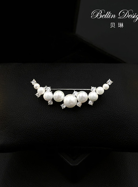 银色月牙设计感胸针女高级感气质西装胸花配饰开衫披肩扣装饰5898