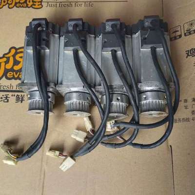 售前咨询伺服马达MHMD042S1S 400W。成色实物拍摄 功